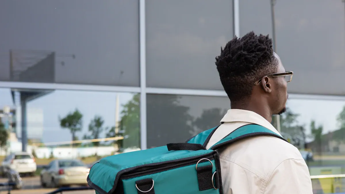 Key Features of the Best Insulated Cooler Bags