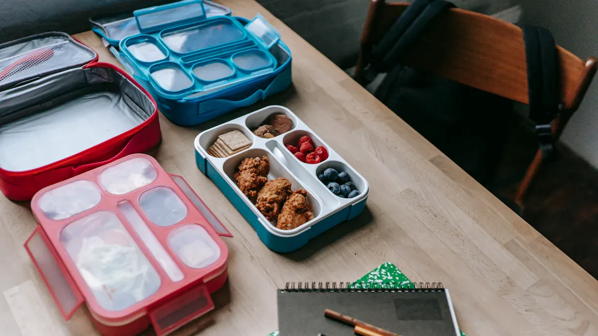 Side-by-Side Reviews of the Best Lunch Boxes