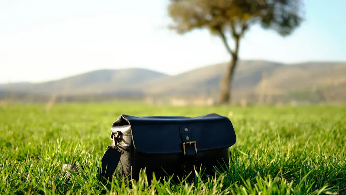 Choosing Your Mini Cooler Bag for Drinks