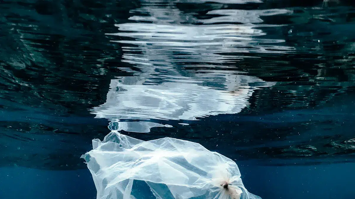 Leak Proof Ice Bags for Coolers Ranked by Durability and Performance