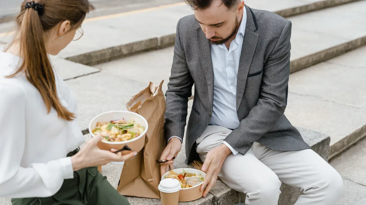 CHOOSING A PERSONAL COOLER LUNCH BOX