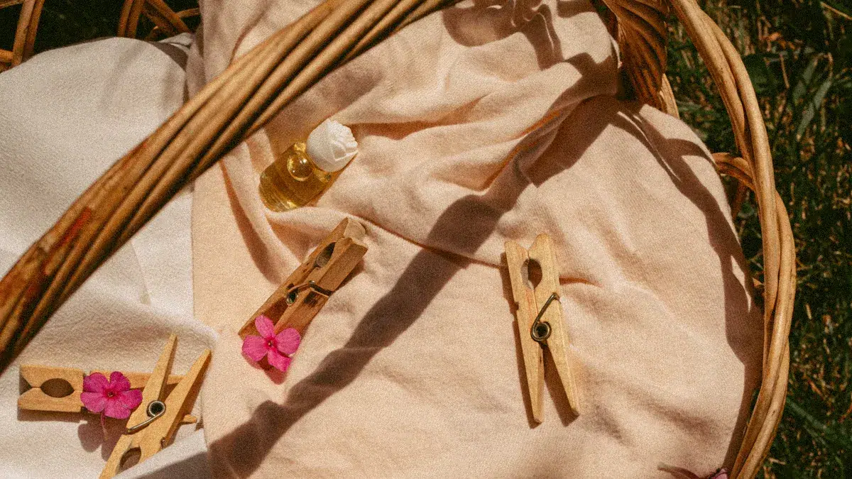 Understanding the Anatomy of a Woven Cooler Bag